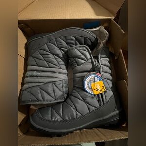 Columbia Women' Black Quilted Winter Boots